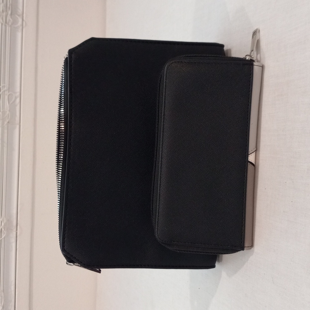 Purse Set - Picture 2 of 16